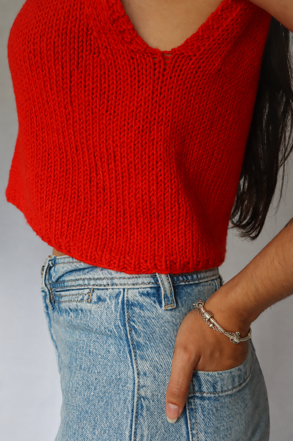 Spicy Cropped Vest Knit Kit - 100% Wool (Beginner Friendly)